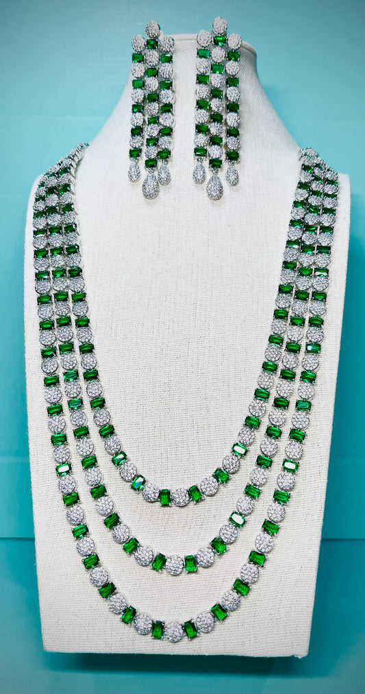 Beautiful Emerald green & white long necklace set